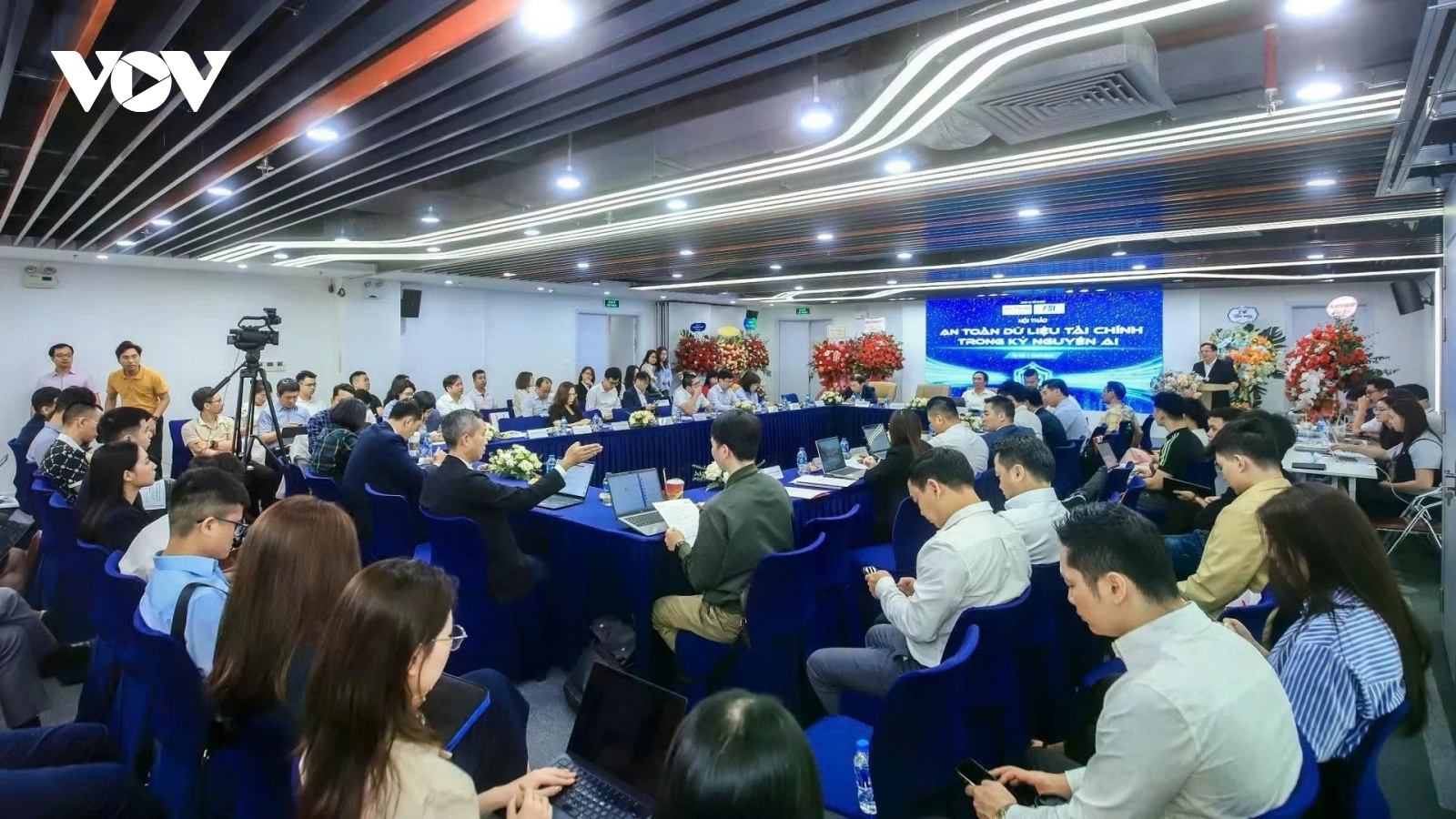 Dữ liệu tài chính trong kỷ nguyên AI, bảo vệ dữ liệu và kiểm soát rủi ro thế nào?